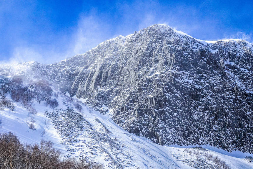 長白山景區(qū)景色壯麗。呂昊俊攝