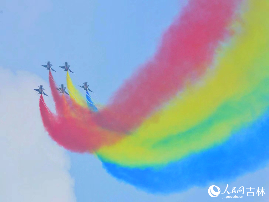 2023年空軍航空開放活動·長春航空展開幕。人民網記者 李洋攝