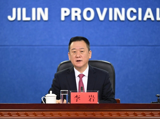 吉林省科技廳廳長李巖。