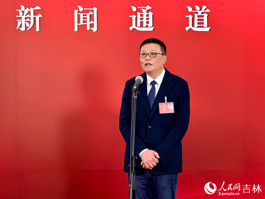 吉林省人大代表、長春博立電子科技有限公司董事長張立華。人民網記者 李思玥攝