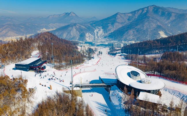 萬峰通化滑雪度假區。