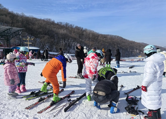 梅河口雞冠山滑雪場。