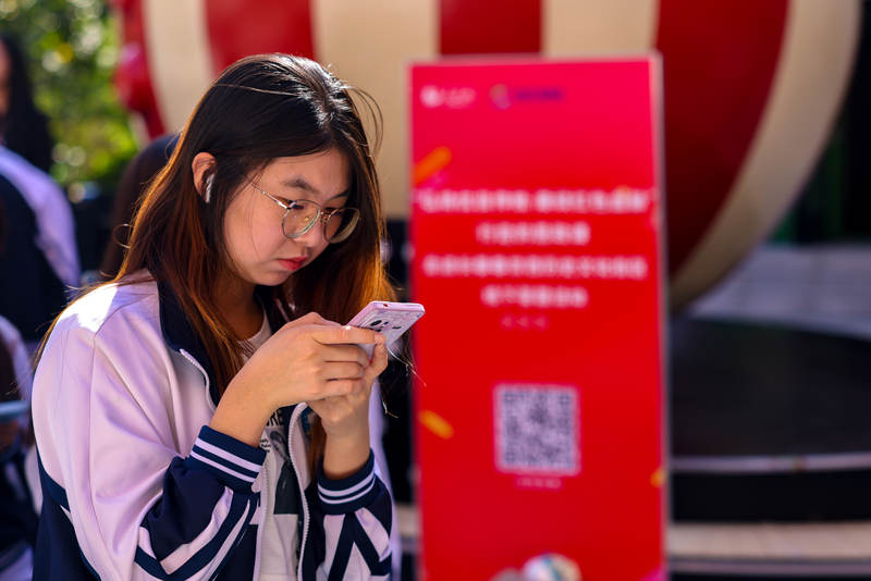 學生現場答題。