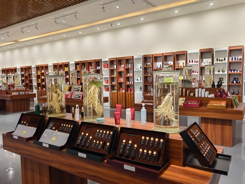 益盛漢參產品展示。人民網記者 馬俊華攝