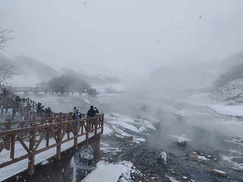 “吉林冰雪煥新季”主題采訪(fǎng)行丨赴長(zhǎng)白之約 在“雪山”邂逅冬之美【3】