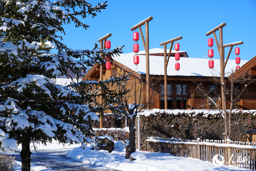 白山市撫松縣雪鄉客棧美景。人民網記者 李洋攝