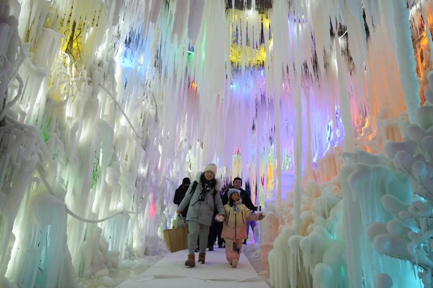 “家庭總動員”引爆冬日消費新圖景。人民網記者 李洋攝