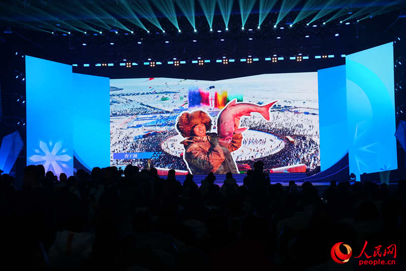 雪博會上展示的查干湖冬捕場景。人民網記者 李洋攝