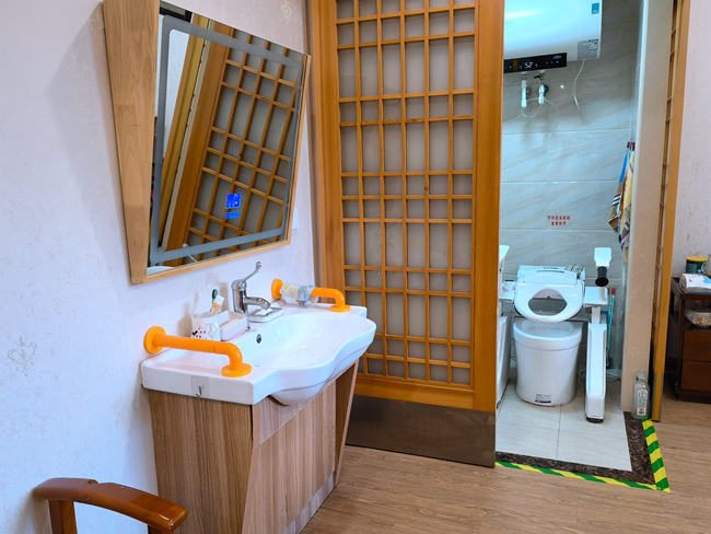 養老院內的適老化設計。人民網記者 馬俊華攝