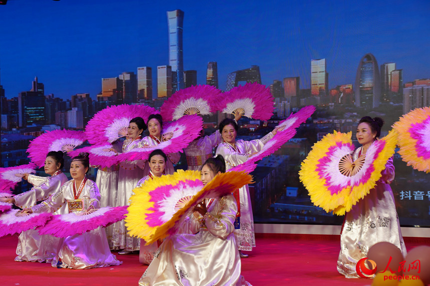 舞蹈《祝福祖國》。人民網記者 李洋攝