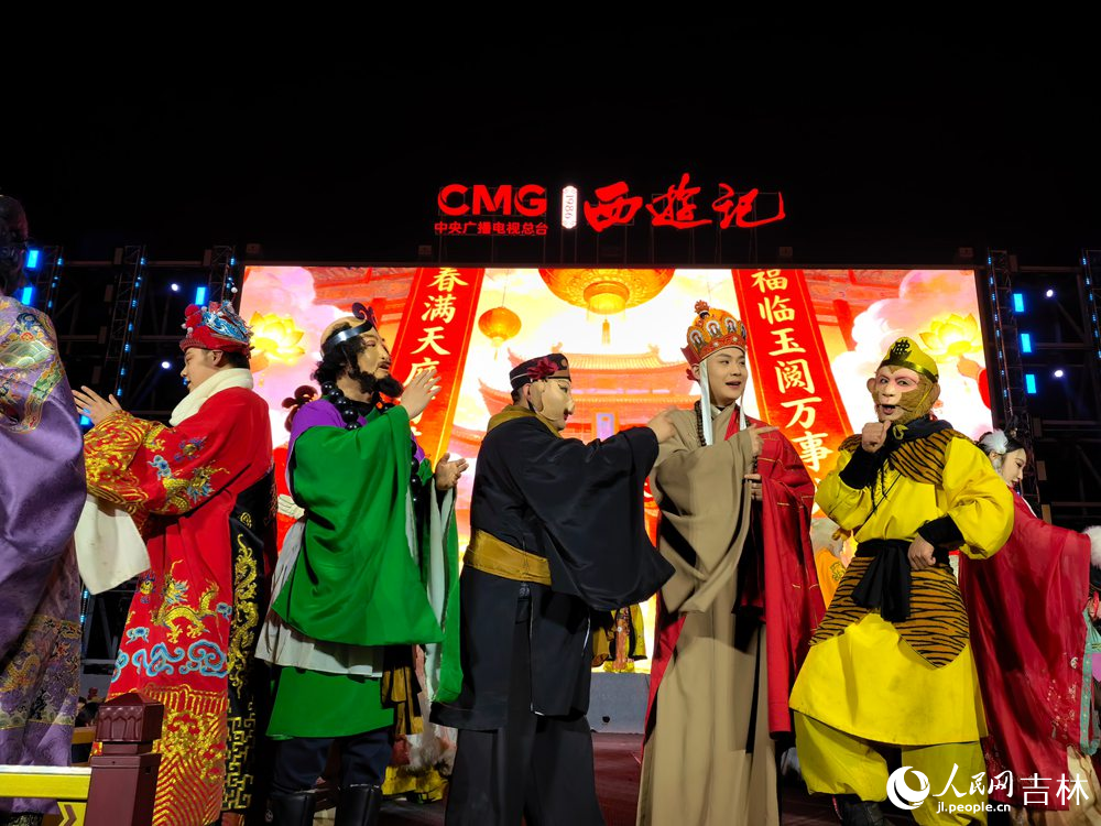 2月19日，大年初三，長春動植物園里 “西游” 鬧春。人民網記者 王帝元攝